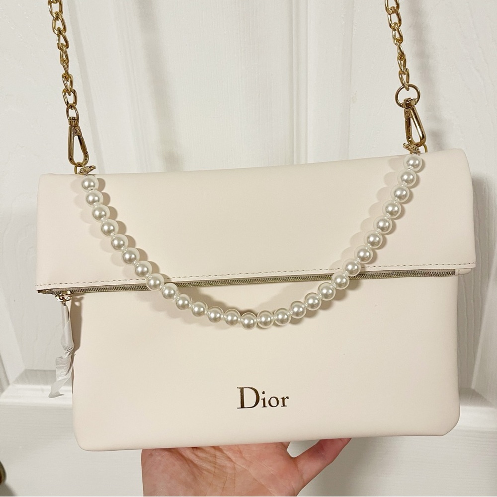 Dior Beauty Beige Faux Leather Bag - Picture 5 of 15